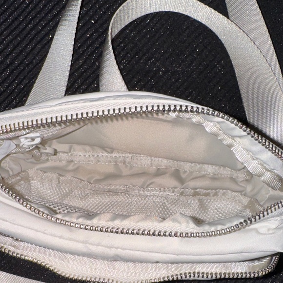 lululemon athletica Cream Crossbody Bag - Picture 8 of 14